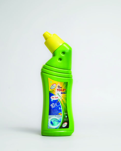Toilet cleaner size variant